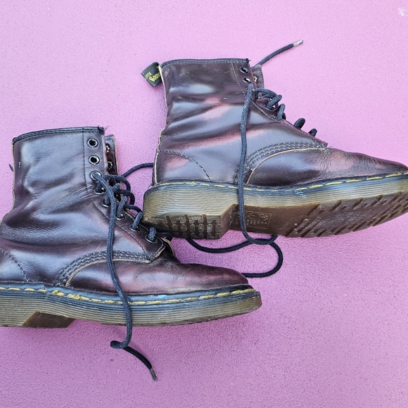Vintage Made in England Oxblood Dr. Martens Burgundy Black US 6 UK4 - Picture 5 of 7